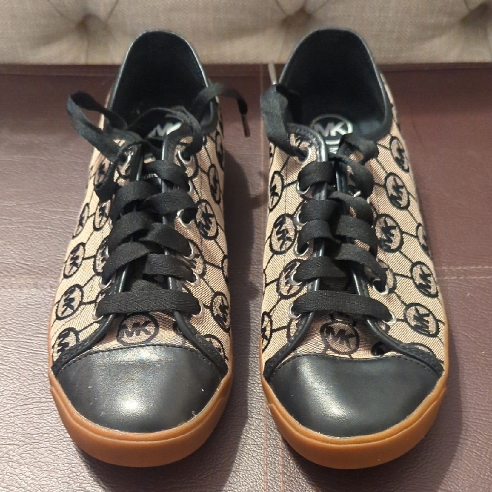 Michael Kors Monogram Sneakers